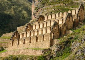 Giorno 8: Cusco / Mercato di Pisac / Maras / Ollantaytambo / Valle Sacra