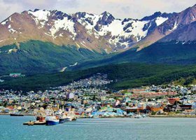 Giorno 2: Buenos Aires – Ushuaia (4 ore di volo)/ Tour della città