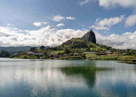 Giorno 6: Medellín / Guatapé & Peñol / Medellín / Cartagena